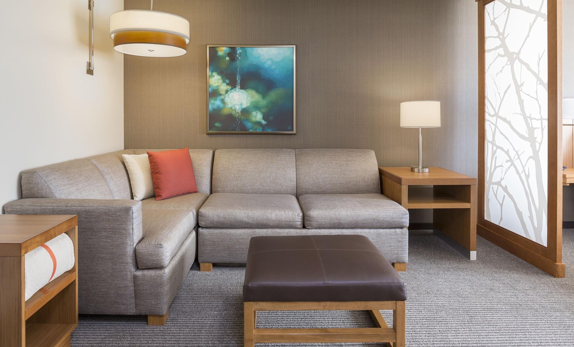 Hyatt Place Canton Lake Cable Экстерьер фото