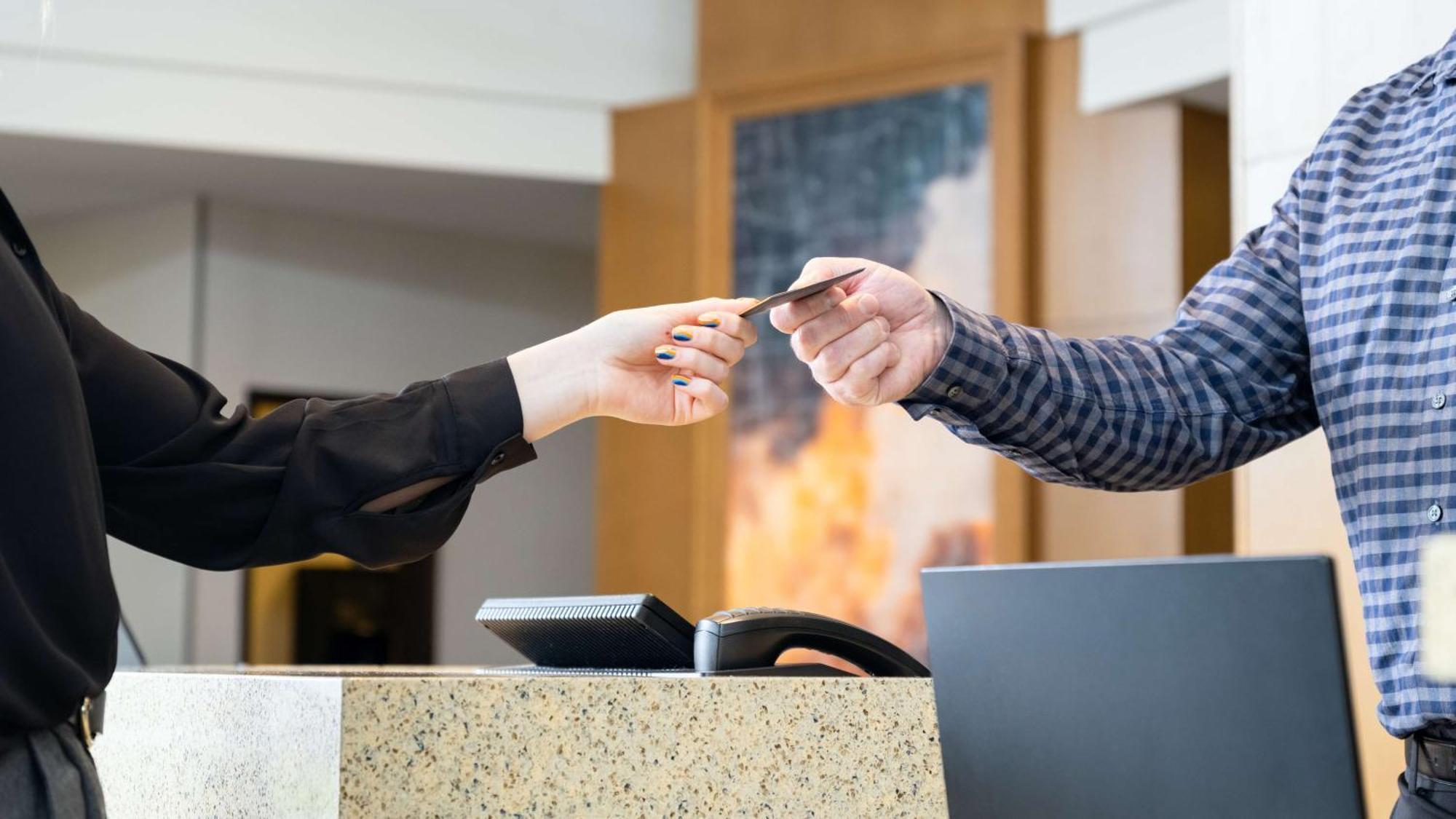 Hyatt Place Canton Lake Cable Экстерьер фото