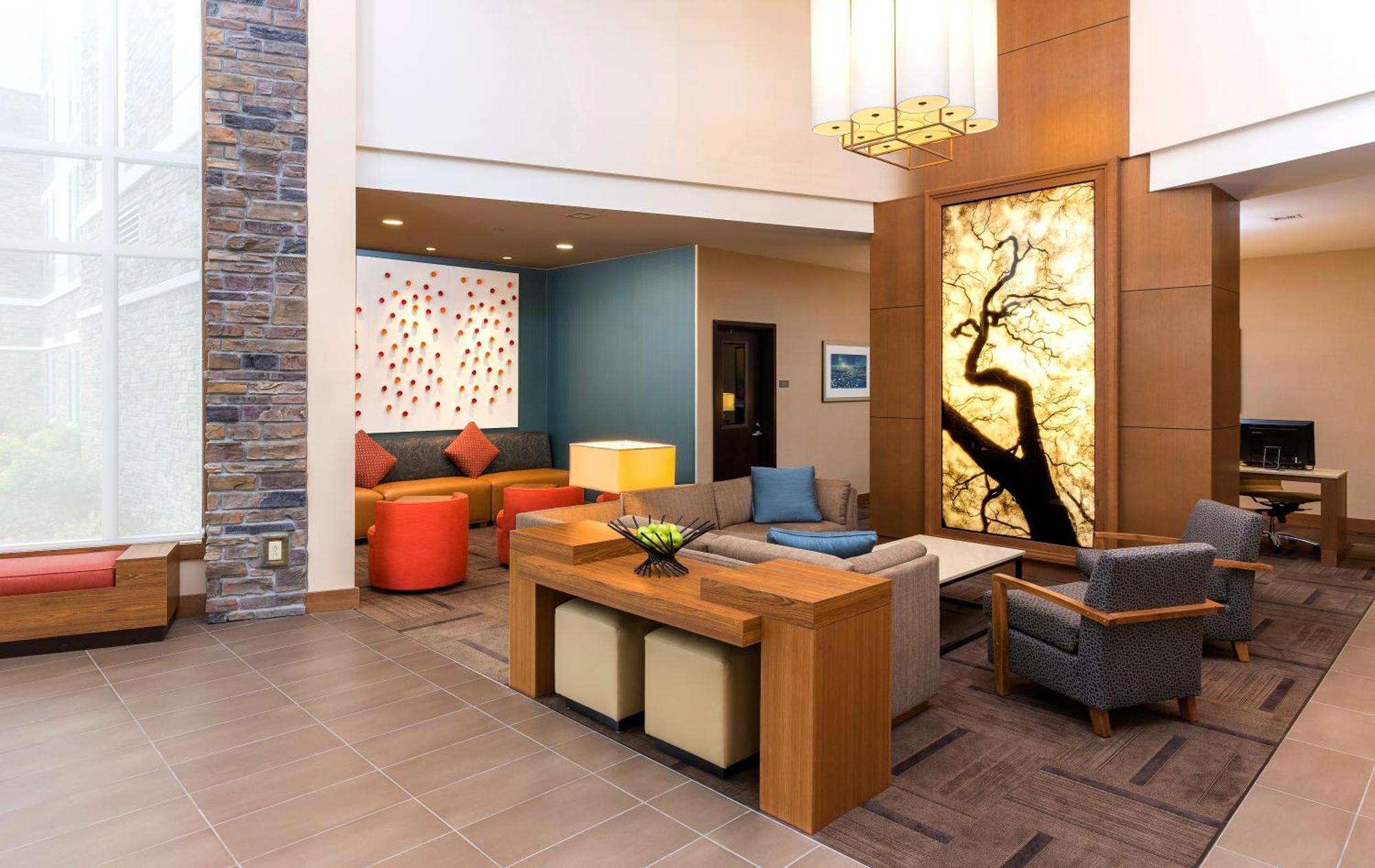 Hyatt Place Canton Lake Cable Экстерьер фото