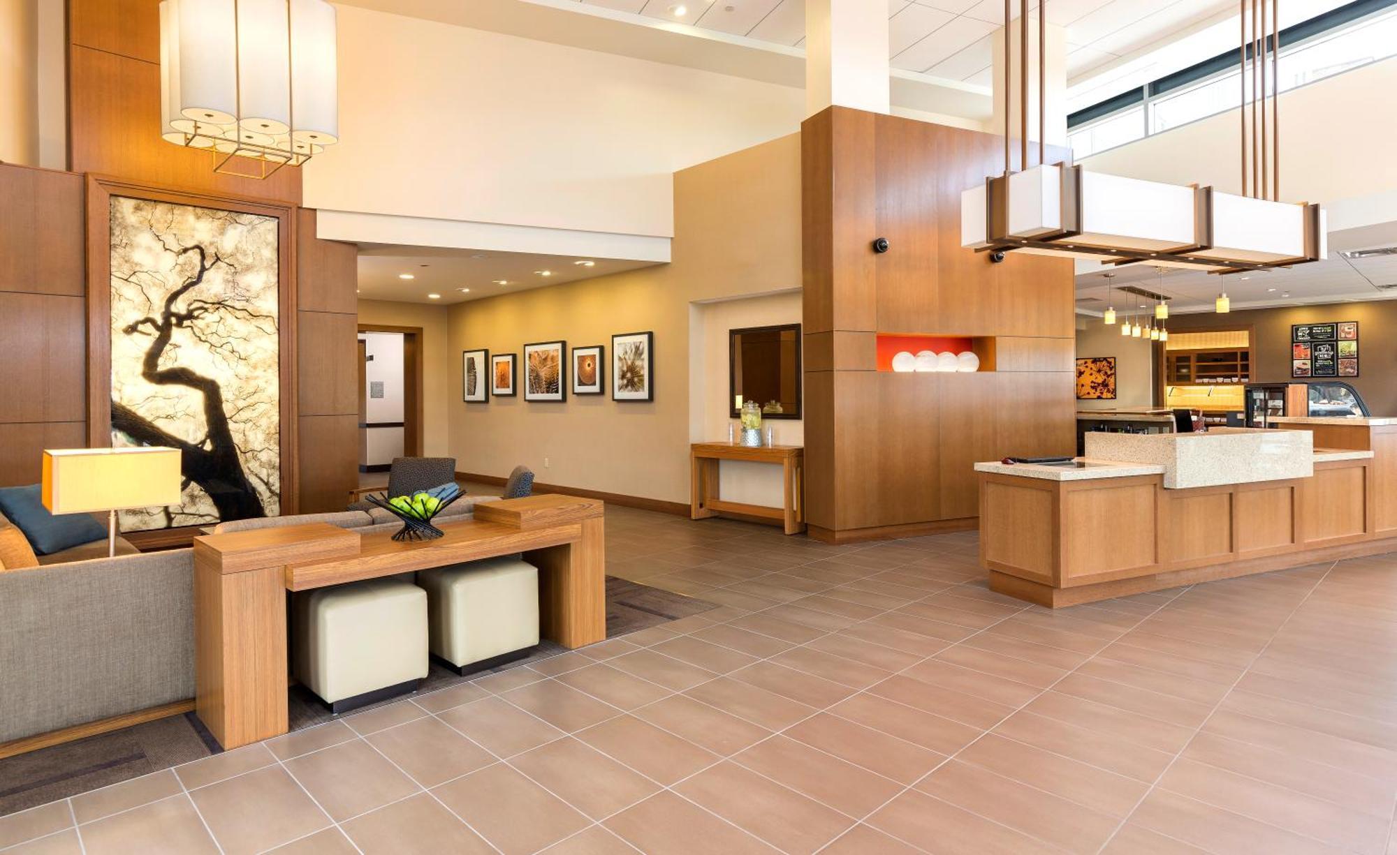 Hyatt Place Canton Lake Cable Экстерьер фото