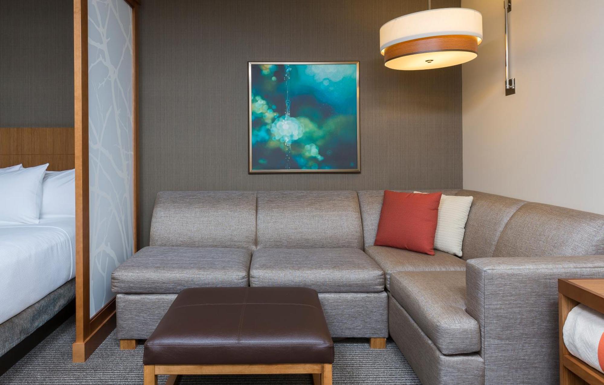 Hyatt Place Canton Lake Cable Экстерьер фото