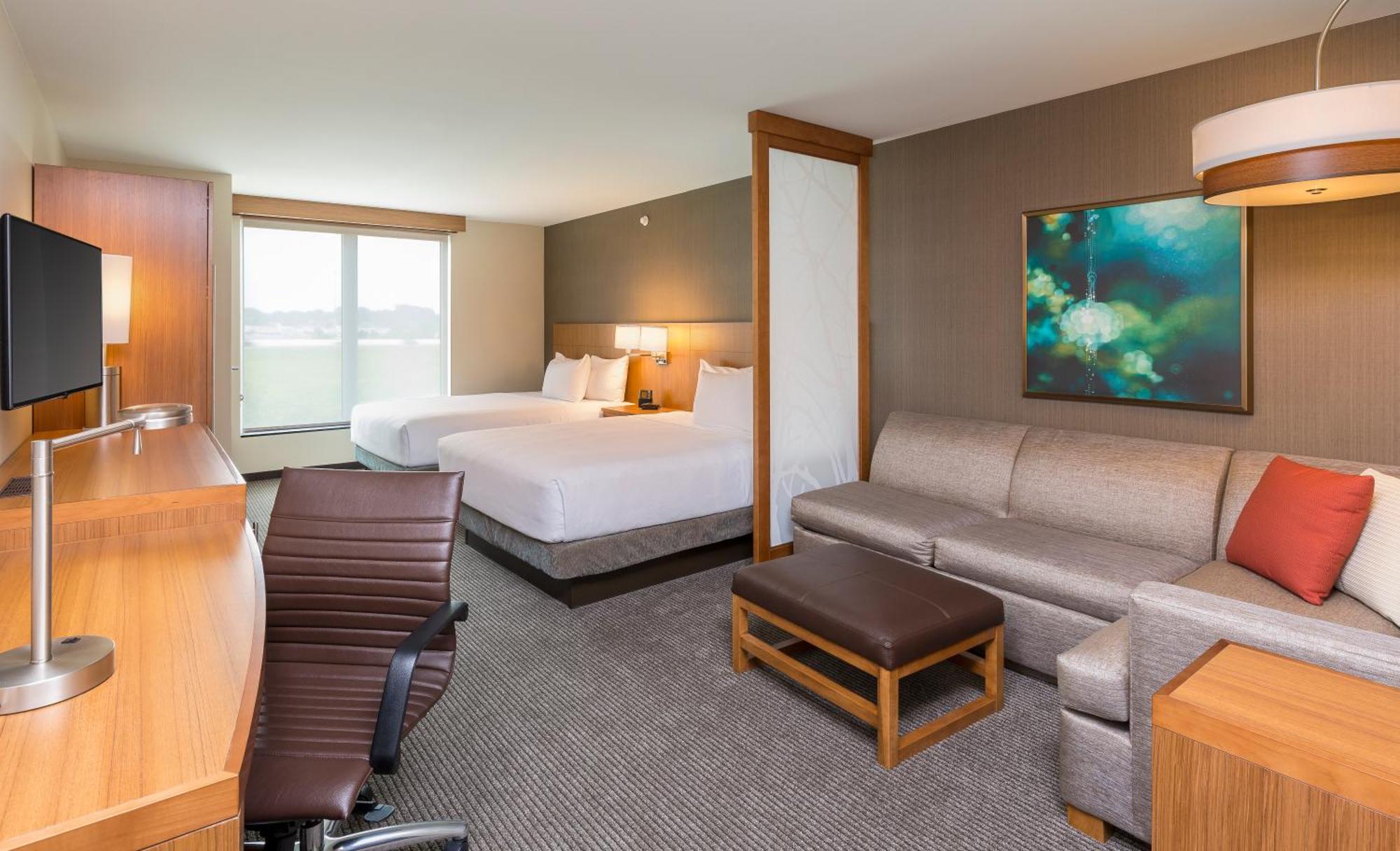 Hyatt Place Canton Lake Cable Экстерьер фото